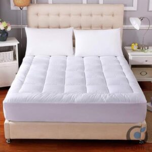 Goishtrie Hotel Style Luxury Quilted Mattress Topper